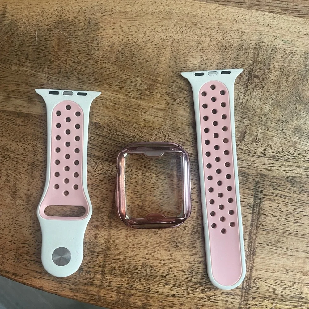 Apple Watch Band & Case